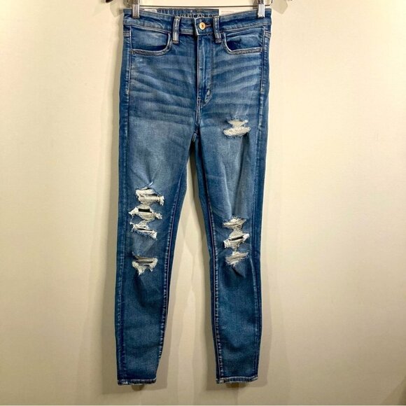AMERICAN EAGLE Sz 6 Distressed Highest Rise Jeggings Light Wash NWT - Picture 1 of 15